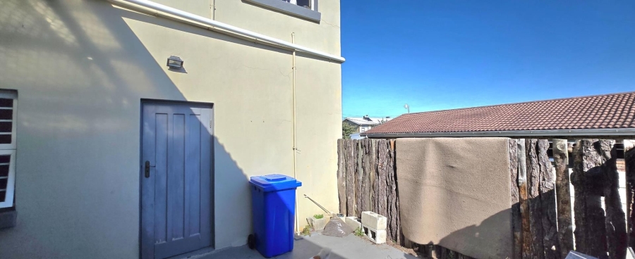 4 Bedroom Property for Sale in Franskraal Western Cape